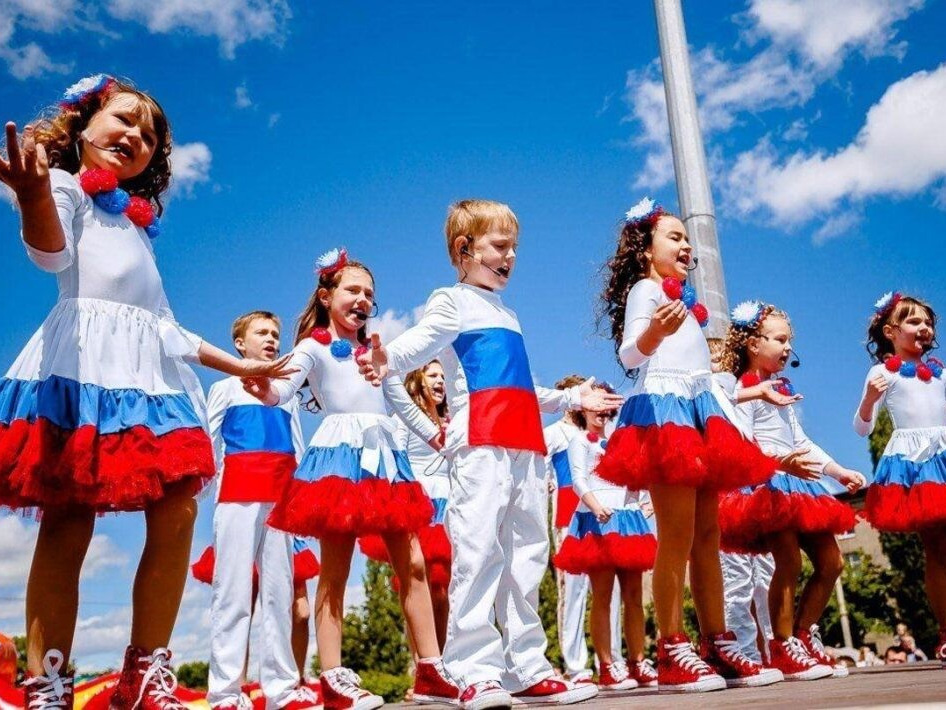 Всероссийский обзор «Дети России — сила государства» Всероссийский обзор «Дети России — сила государства».
